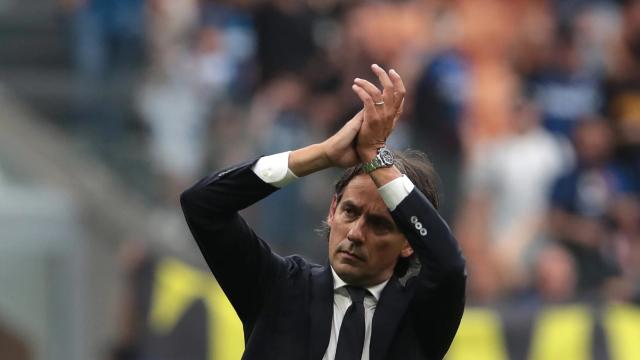 意大利杯倒计时，阿贾克斯清晨临场应变，细节引发关注，气氛紧张，资深球员宣示担当的简单介绍